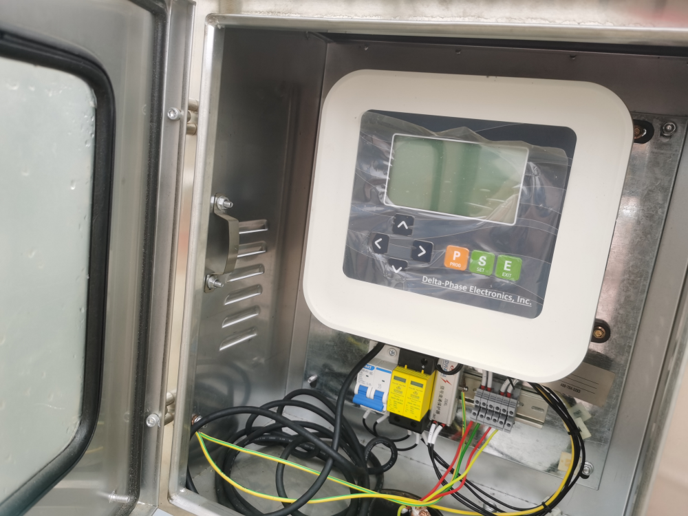 超聲波液位計(jì)現(xiàn)場(chǎng) (1)(2.png